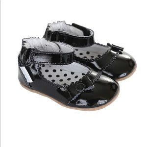 Adorable Robeez Mini shoes